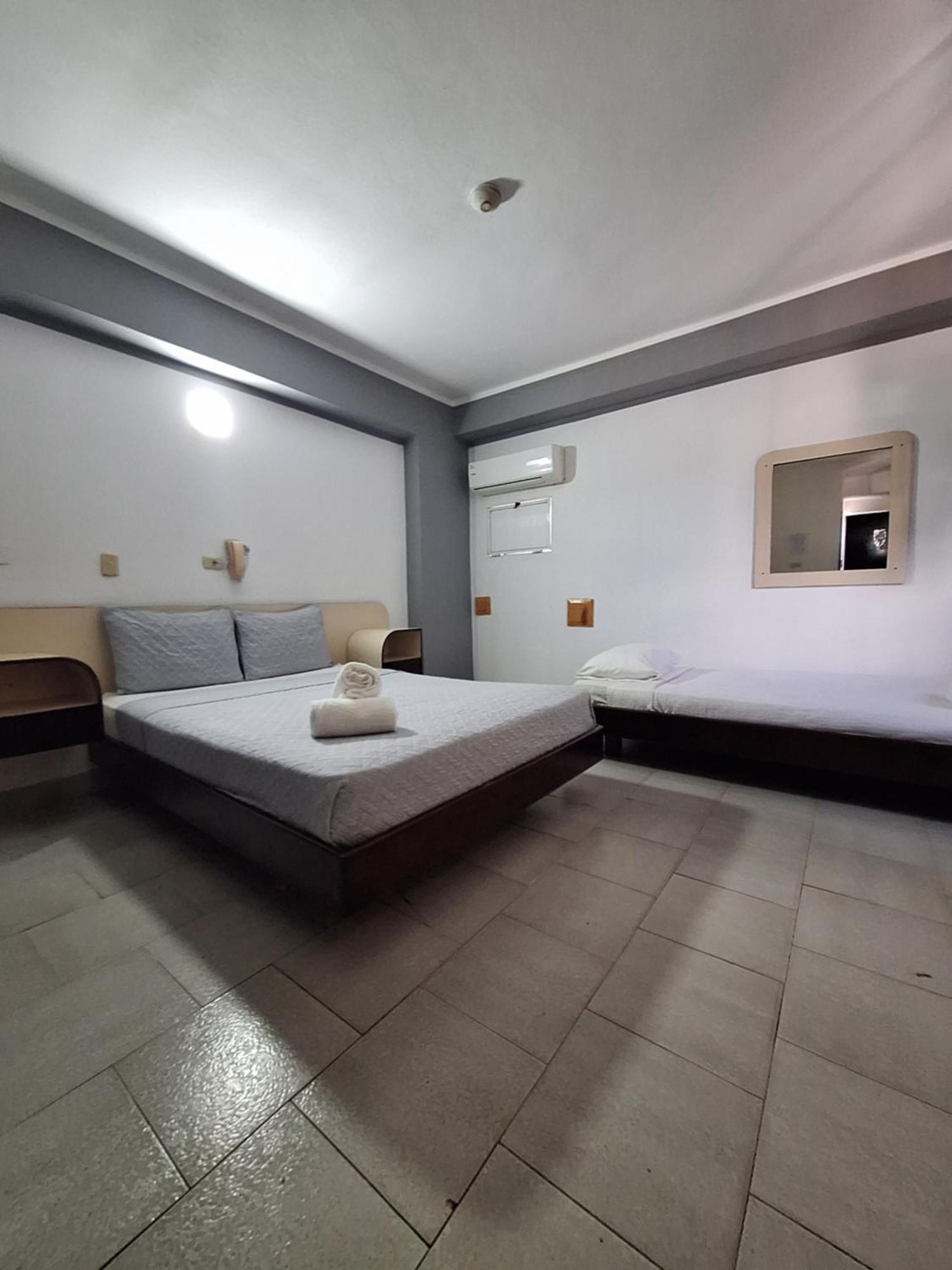 Hotel Jupiter El Morro de Barcelona Exteriör bild